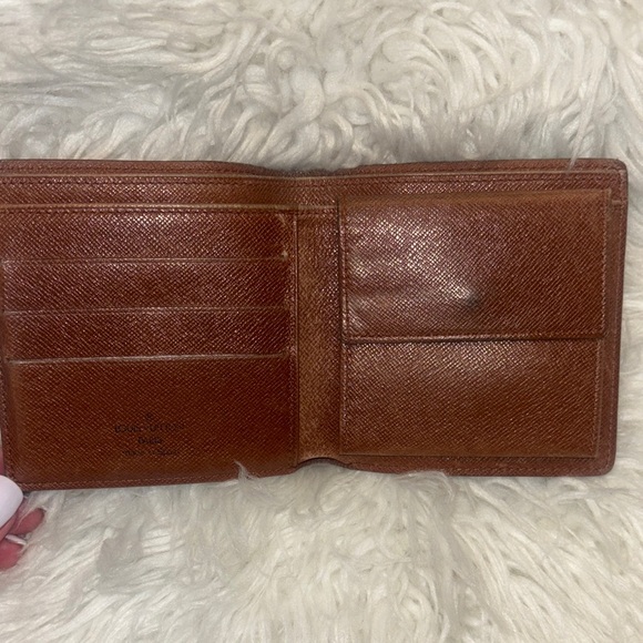 Louis Vuitton Brown Monogram Wallet - Picture 2 of 9
